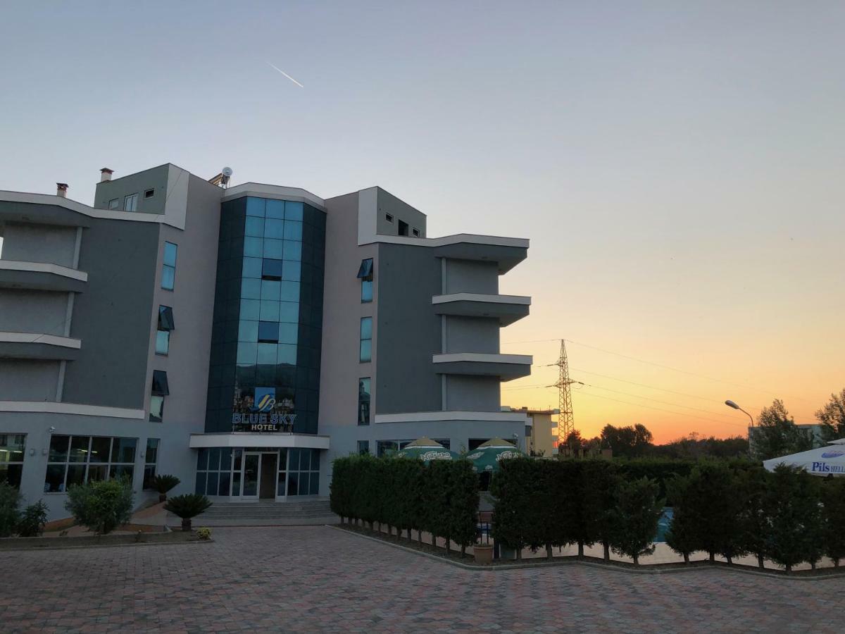 Hotel Blue Sky Golem  Esterno foto